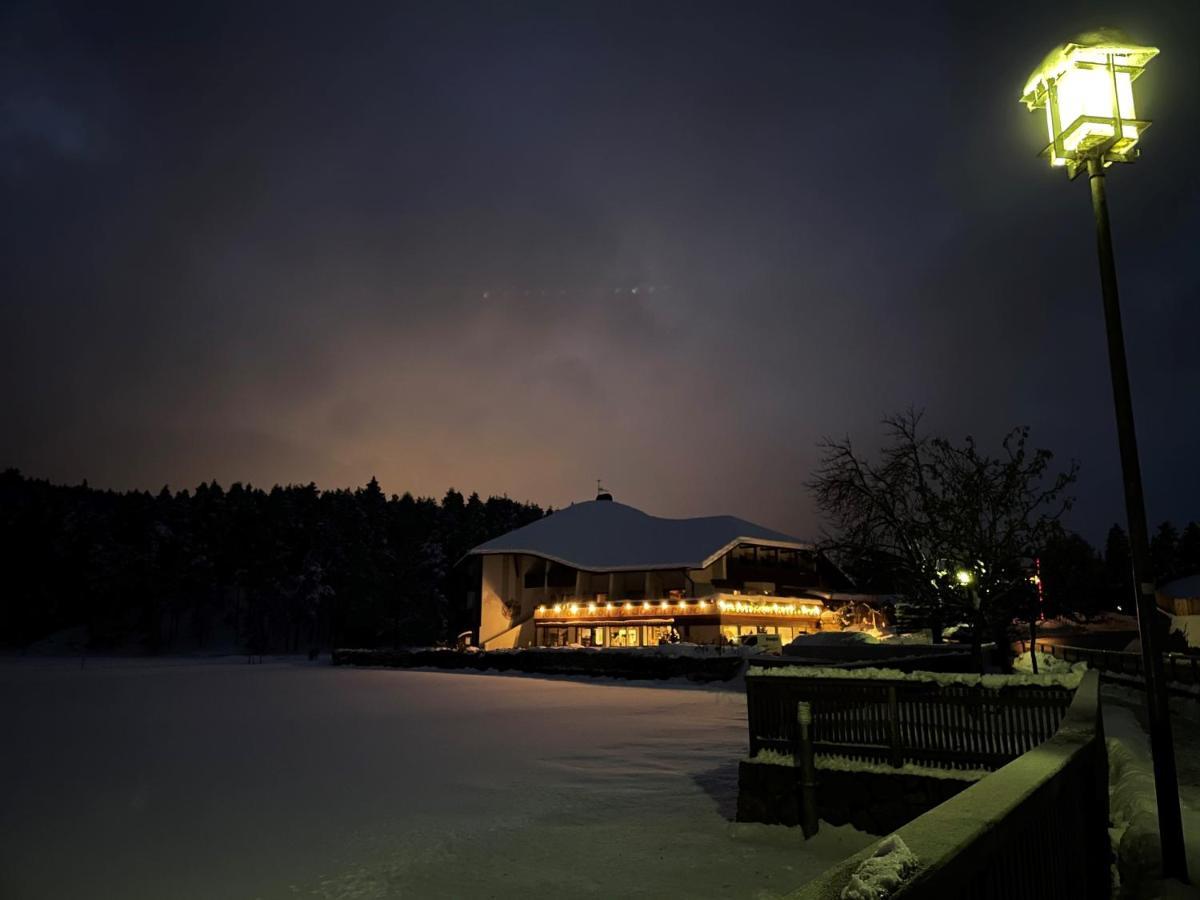 Hotel Am Wolfgrubenersee โซปราบอลซาโน ภายนอก รูปภาพ