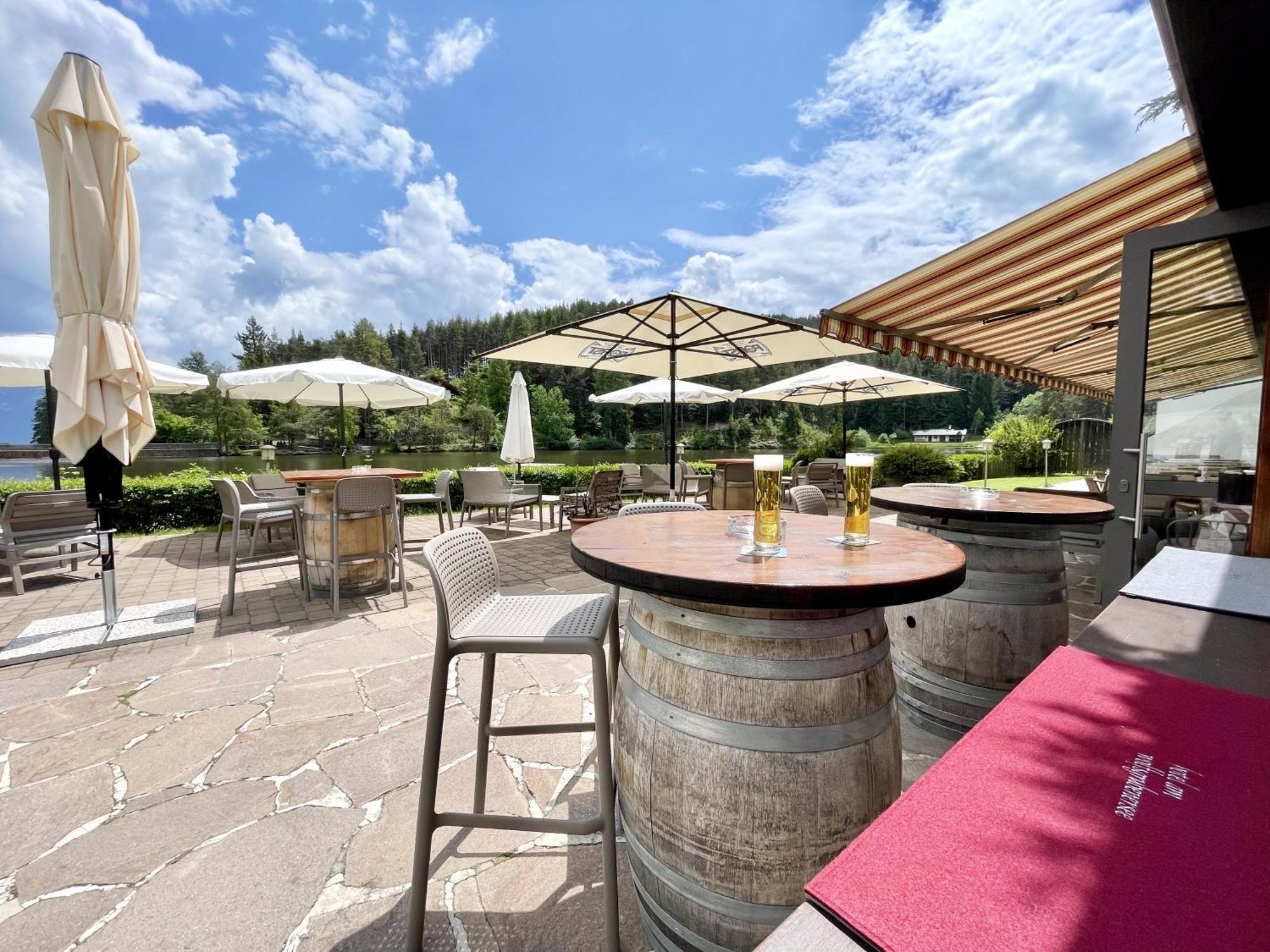 Hotel Am Wolfgrubenersee โซปราบอลซาโน ภายนอก รูปภาพ