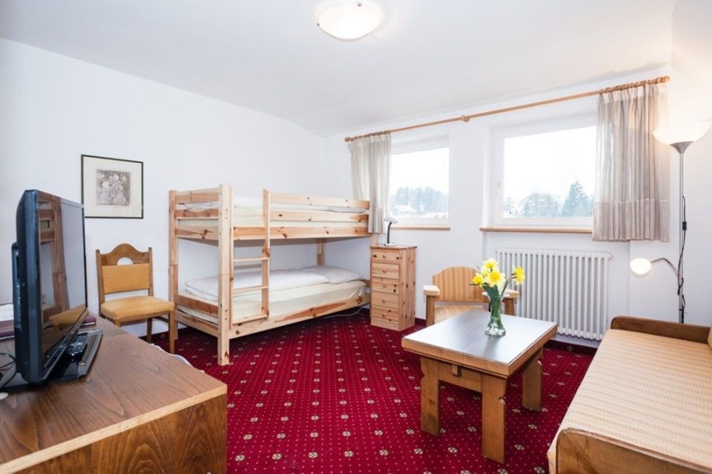 Hotel Am Wolfgrubenersee โซปราบอลซาโน ภายนอก รูปภาพ