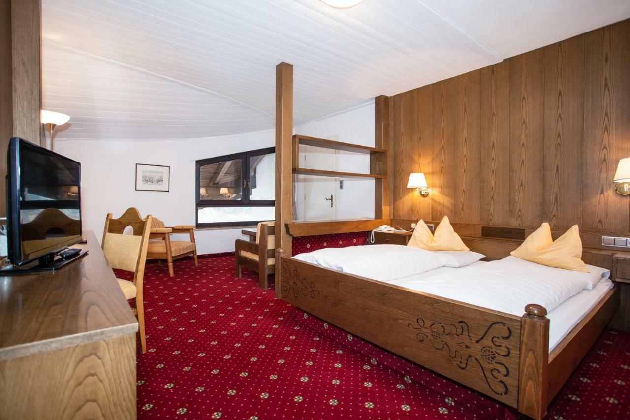 Hotel Am Wolfgrubenersee โซปราบอลซาโน ภายนอก รูปภาพ