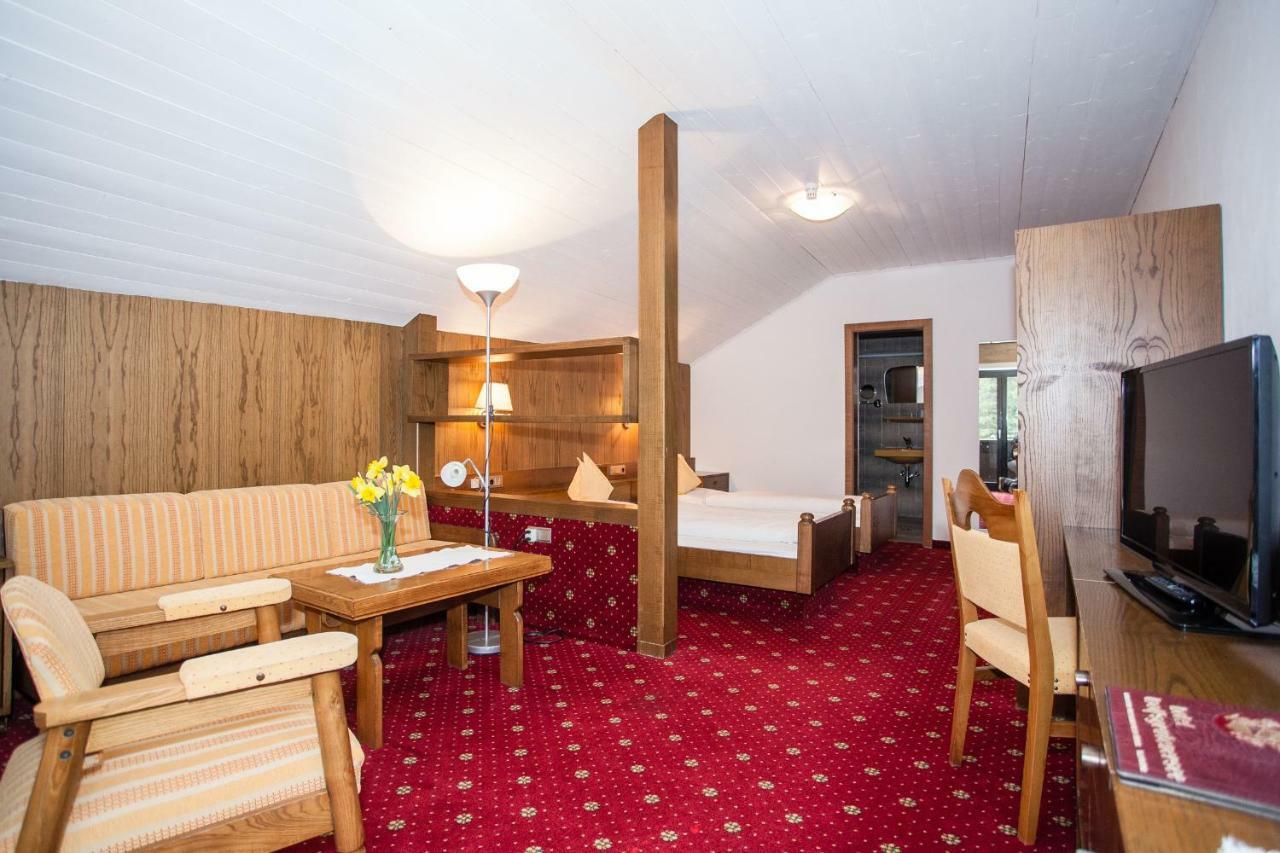 Hotel Am Wolfgrubenersee โซปราบอลซาโน ภายนอก รูปภาพ