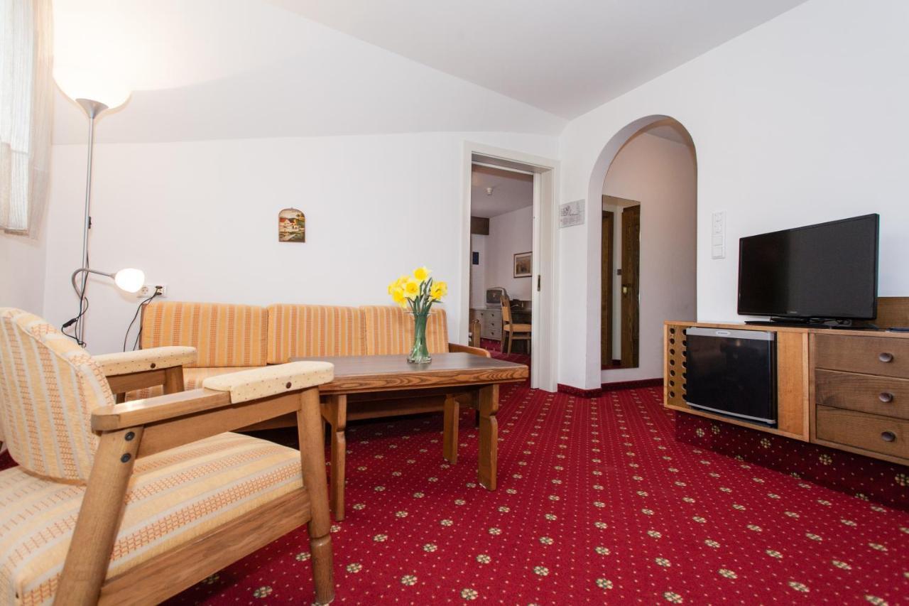 Hotel Am Wolfgrubenersee โซปราบอลซาโน ห้อง รูปภาพ